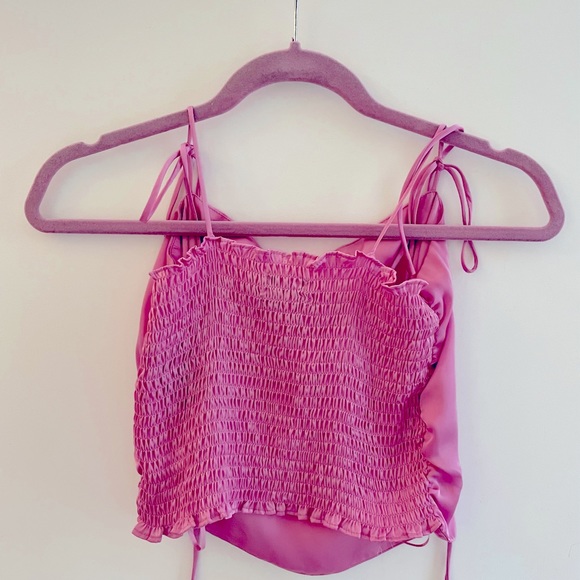 Urban Outfitters bright mauve tank with adjustable bow straps 🎀 - Picture 3 of 3